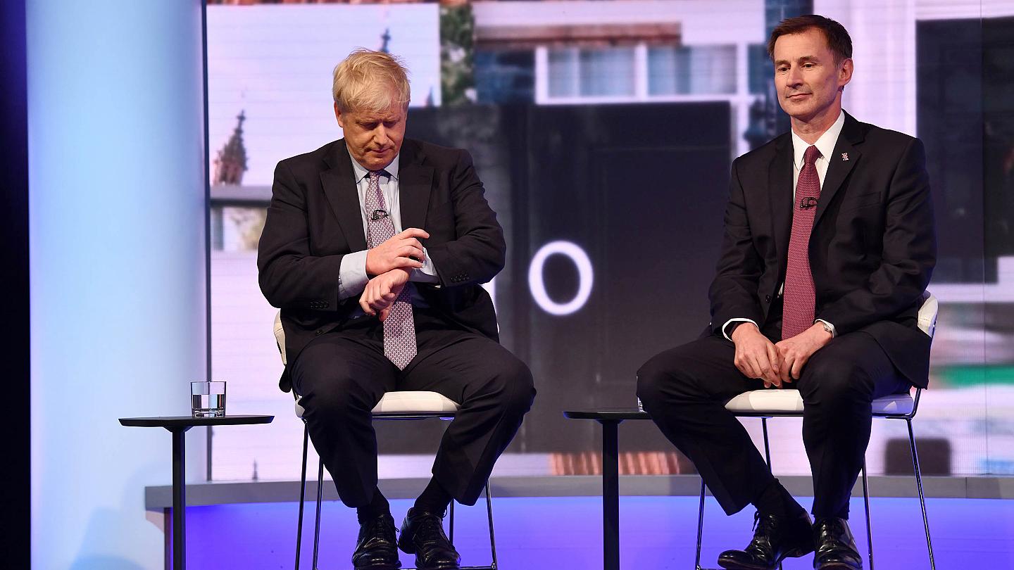 بوريس جونسون أم جيرمي هنت.. من هو رئيس وزراء بريطانيا القادم؟
