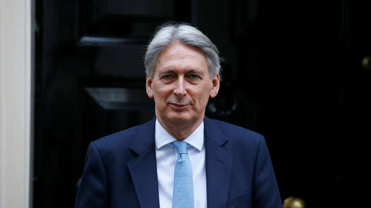 وزير الخزانة البريطاني يحذر: 90 مليار كلفة الخروج دون اتفاق