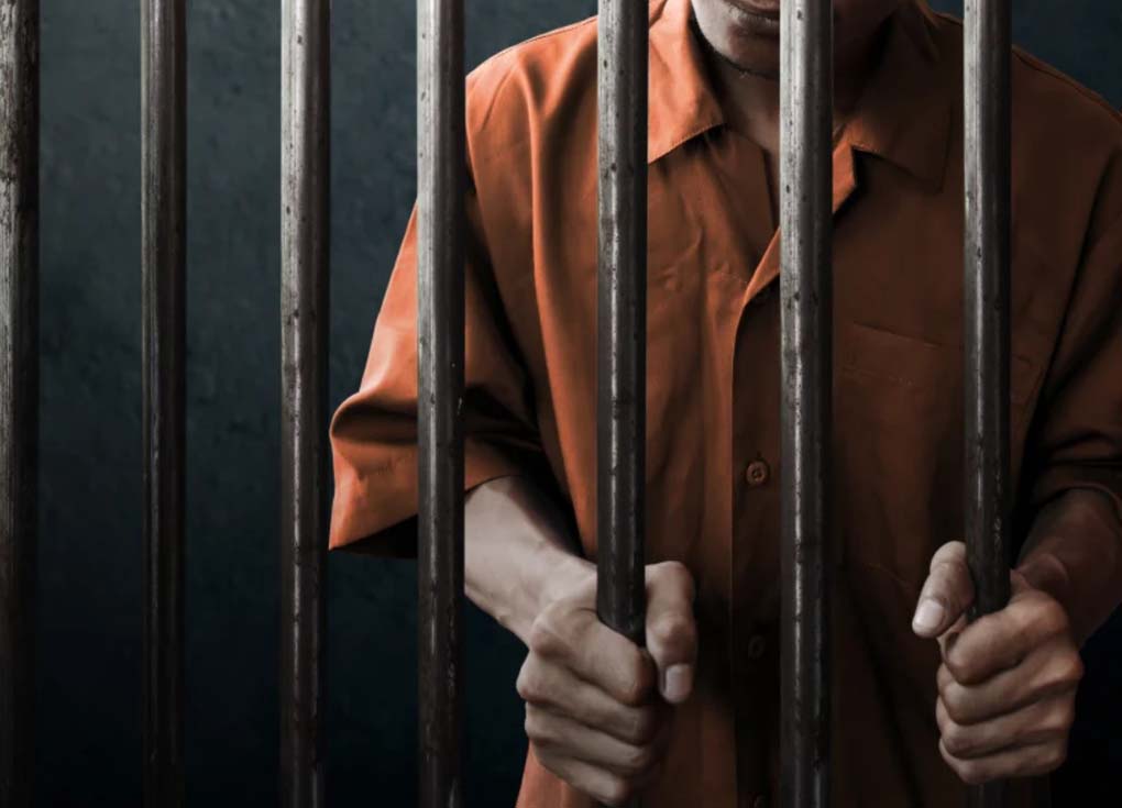 توسيع سجون بريطانيا ومراجعة العقوبات على الجرائم
