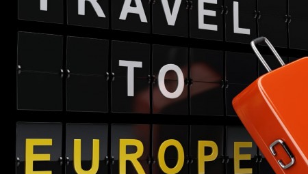 عاجل: الاتحاد الأوروبي يفرض قيودا لمنع السفر إلى الدول الأعضاء نهائيا