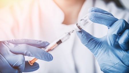 أولى التجارب الأوروبية للقاح فيروس كورونا تبدأ من بريطانيا