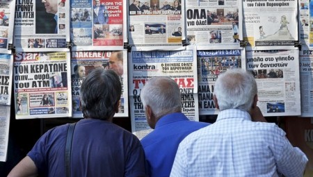 الاتحاد الأوروبي يحذر من تقليص حرية الصحافة بسبب كورونا