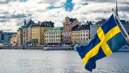 تراجع معدل الإصابة بكورونا في السويد