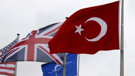 بريطانيا وتركيا توقعان اتفاقا للتجارة الحرة غدا الثلاثاء