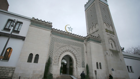 كورونا.. مسلمو فرنسا مطالبون بإجراءات وقائية في المساجد