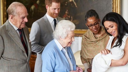 أول لقاء لهاري مع جدته الملكة اليزابيث .. بعد الانفصال الملكي!