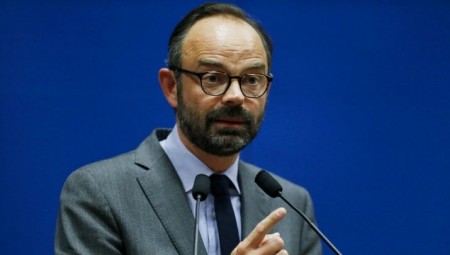 استقالة حكومة رئيس الوزراء الفرنسي