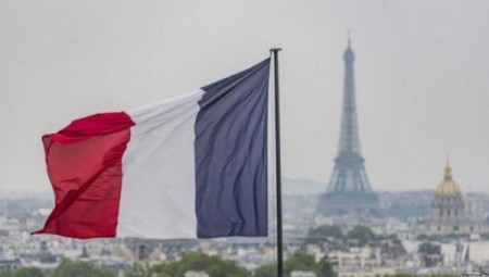 فرنسا تسجل أعلى حصيلة إصابات بكورونا منذ نهاية مايو