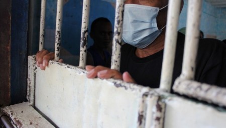 حالة وفاة بفيروس كورونا في سجن بلمارش البريطاني