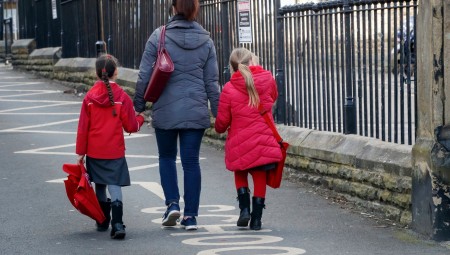 تليغراف: بريطانيا قد تسمح للمدارس الابتدائية بفتح أبوابها أول يونيو المقبل