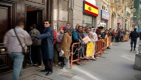 أزيد من 767 ألف مغربي يقيمون قانونيا في إسبانيا