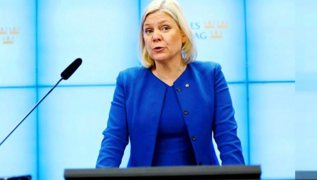 رئيسة وزراء السويد تستقيل بعد ساعات على تعيينها