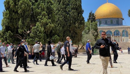 فلسطين.. حركة فتح تدعو الى النفير العام للدفاع عن القدس