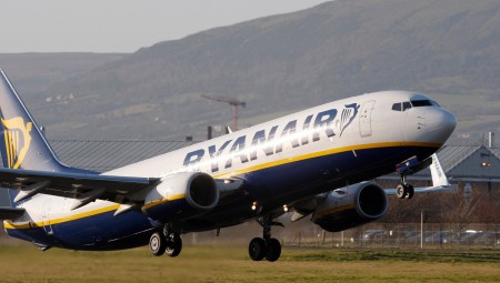 Ryanair للطيران ستخفض سعر تذاكرها لزيادة حمولة طائراتها خلال فصل الشتاء