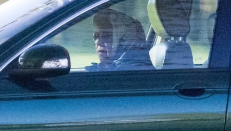 بريطانيا..الملكة إليزابيث تقود السيارة بمفردها لأول مرة بعد خروجها من المستشفى 