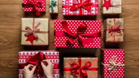 قائمة بأسوأ الهدايا التي حصل عليها أشخاص في عيد الميلاد