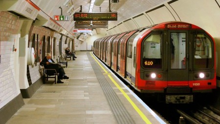 اجراءات تأديبية بحق سائق مترو في لندن والتهمة دعم القضية الفلسطينية