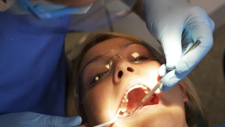 مكافأة بـ 20 ألف إسترليني لأطباء أسنان NHS لتقديم العلاج للأشخاص الأكثر احتياجًا
