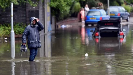 الأرصاد الجوية البريطانية تحذر: مزيد من الفيضانات في معظم مناطق البلاد