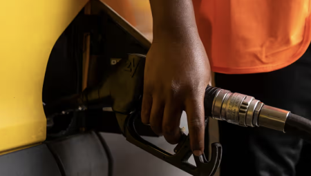 ارتفاع أسعار البنزين والديزل في المملكة المتحدة بعد هجمات الحوثيين