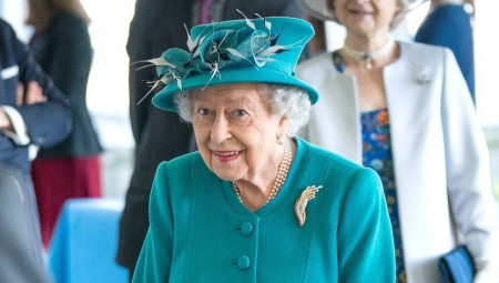 الملكة إليزابيث تؤجل التزاماتها للمرة الثانية منذ إصابتها بـ كورونا
