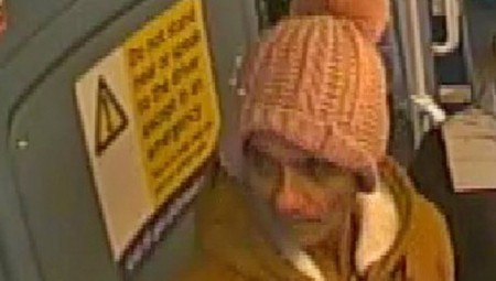 الشرطة تبحث عن هذا الرجل بعد وقوع هجوم جنسي في إحدى حافلات لندن