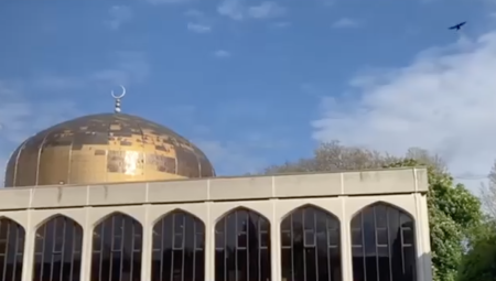 فيديو: مسجد لندن المركزي... جوهرة إسلامية وسط العاصمة البريطانية