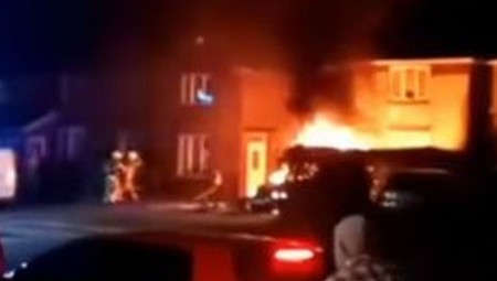 جماعة تتصيد المتحرشين بالأطفال تستهدف زوجين بريئين وتجبرهما على الفرار من منزلهم
