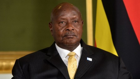 رئيس أوغندا يصادق على مشروع قانون يجرم المثلية ويعاقب بالإعدام