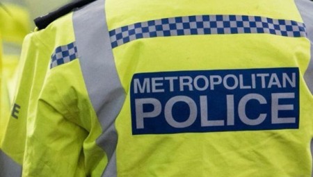 عمدة لندن يحذر من التحديات التي تواجه شرطة العاصمة بسبب ممارساتها العنصرية