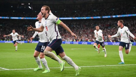 ترشيح مشترك بريطاني-إيرلندي في مواجهة تركيا لاستضافة كأس أوروبا 2028