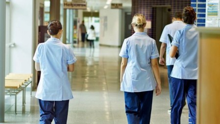 رئيسة NHS تحذر من إضراب الأطباء في يوليو وتداعياته على الرعاية الطبية