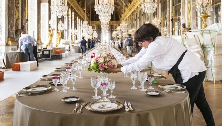 عشاء لندني يتيح للراغبين التلذذ بأطباق أعدت لتشارلز الثالث في قصر فرساي