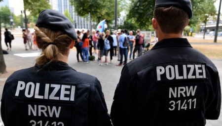 ألمانيا تنفذ عملية أمنية واسعة ضد الإرهاب اليميني المتطرف