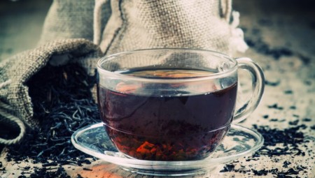دراسة بريطانية: شرب كوبين على الأقل من الشاي الأسود يوميًا يقي القلب ويطيل العمر