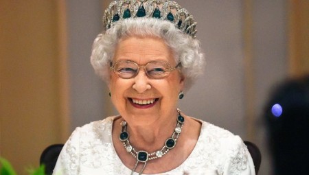 ملكة بريطانيا تعرض أحد منازلها للإيجار ليحقق حجوزات لعامين قادمين بعد ساعات من طرح الإعلان