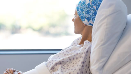 مؤسسة أبحاث السرطان البريطانية ارتفاع معدلات الإصابة بالسرطان بين من هم دون سن 50 عاماً