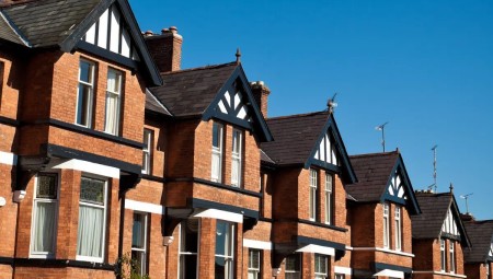 توقعات بارتفاع أسعار الإيجارات في بريطانيا بنسبة 25% اعتبارا من العام القادم