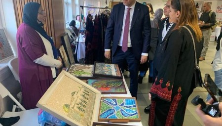 السفير الفلسطيني لدى بريطانيا يشارك في مهرجان التراث الفلسطيني بدورته الثانية