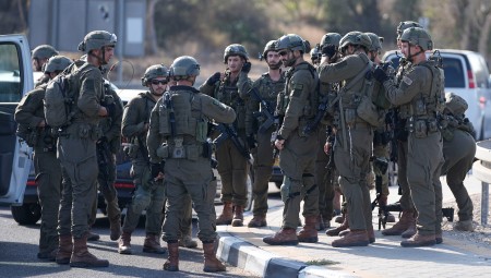 التايمز: ما لا يقل عن 100 شخص سافروا من المملكة المتحدة إلى إسرائيل لخدمة الجيش خلال الحرب على غزة