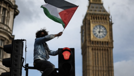 شرطة لندن: سنراجع كاميرات المراقبة لتحديد الجرائم التي حدثت في المظاهرات الداعمة لفلسطين