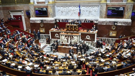 الحضور العربي في البرلمان الفرنسي .. 9 فقط