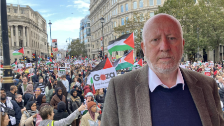 حزب العمال يعلق عضوية آندي ماكدونالد بسبب هتافاته المناصرة لفلسطين من النهر إلى البحر
