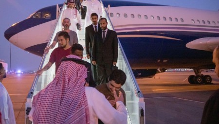 أميركيان و5 بريطانيين ضمن 10 أسرى حرب نقلوا من روسيا إلى السعودية
