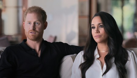 (فيديو) الأمير هاري يصف ما تعرض له وزوجته ميغان تحت كنف العائلة المالكة باللعبة القذرة