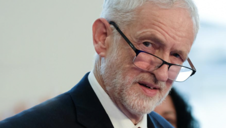 جيرمي كوربين يطالب وزير الخارجية تقديم توضيحات عاجلة بشأن مشاركة جنود بريطانيا في حرب غزة