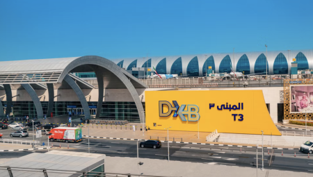 السجن لثلاثة أشهر لسائح بريطاني في دبي بتهمة إهانة موظفي المطار