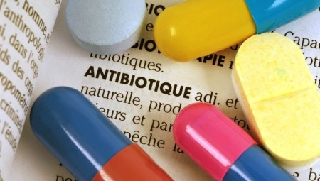 تحذير من الصحة العالمية: الإفراط في تناول المضادات الحيوية يحد بشكل خطر من فاعليتها