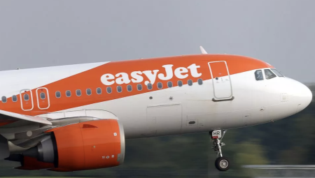 فوضى لدى EasyJet: تنبيهات خاطئة تلغي رحلات الركاب.. والسبب الأوضاع في إسرائيل!