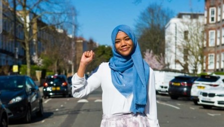 رئيسة اتحاد طلبة بريطانية المسلمة تنتصرعلى الاتحاد الذي أقالها بزعم معاداتها للسامية